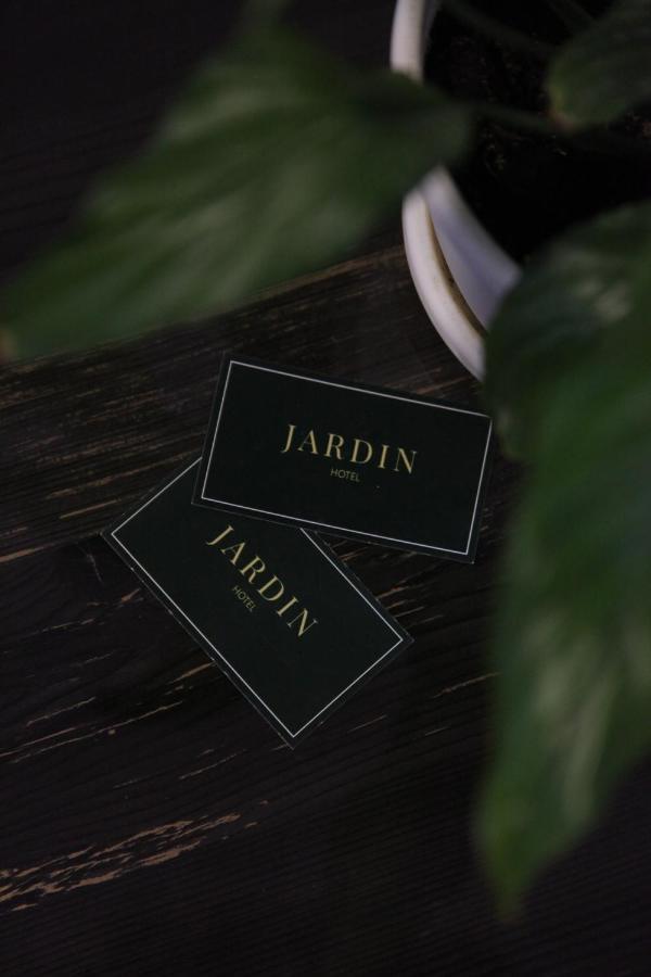 Jardin Otel Aktöbe Dış mekan fotoğraf